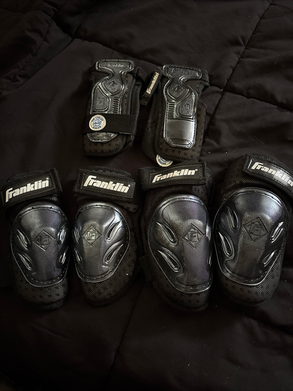 Youth large Franklin Protective Elbow, knee and Wrist Pad Set